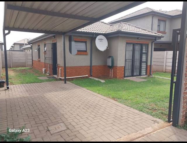 3 BEDROOM HOUSE FOR SALE IN ALBERTSDAL